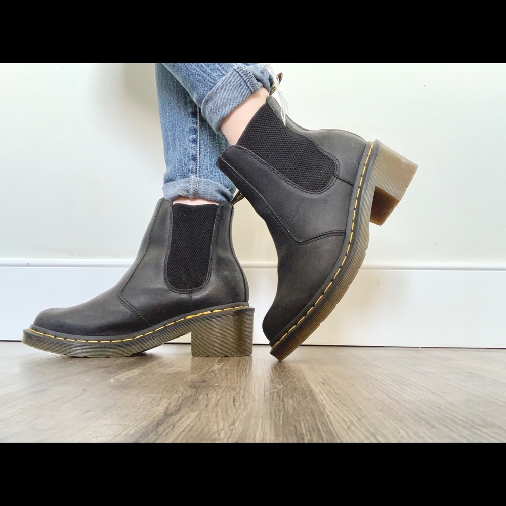 Dr. Marten Heeled Leather Chelsea Boot - Picture 3 of 10